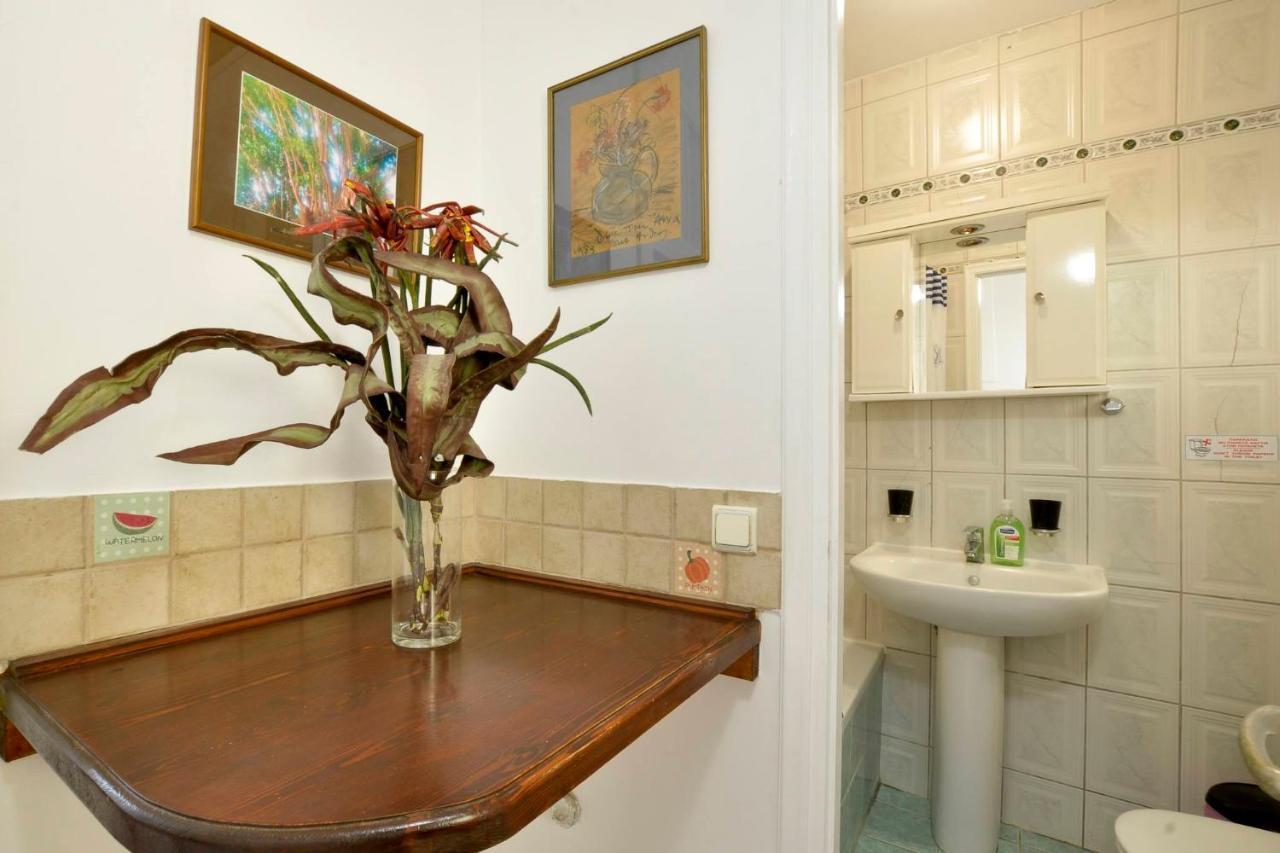 Appartement Sarantis Gallery à Corfu  Extérieur photo