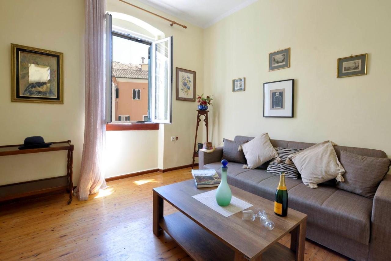 Appartement Sarantis Gallery à Corfu  Extérieur photo
